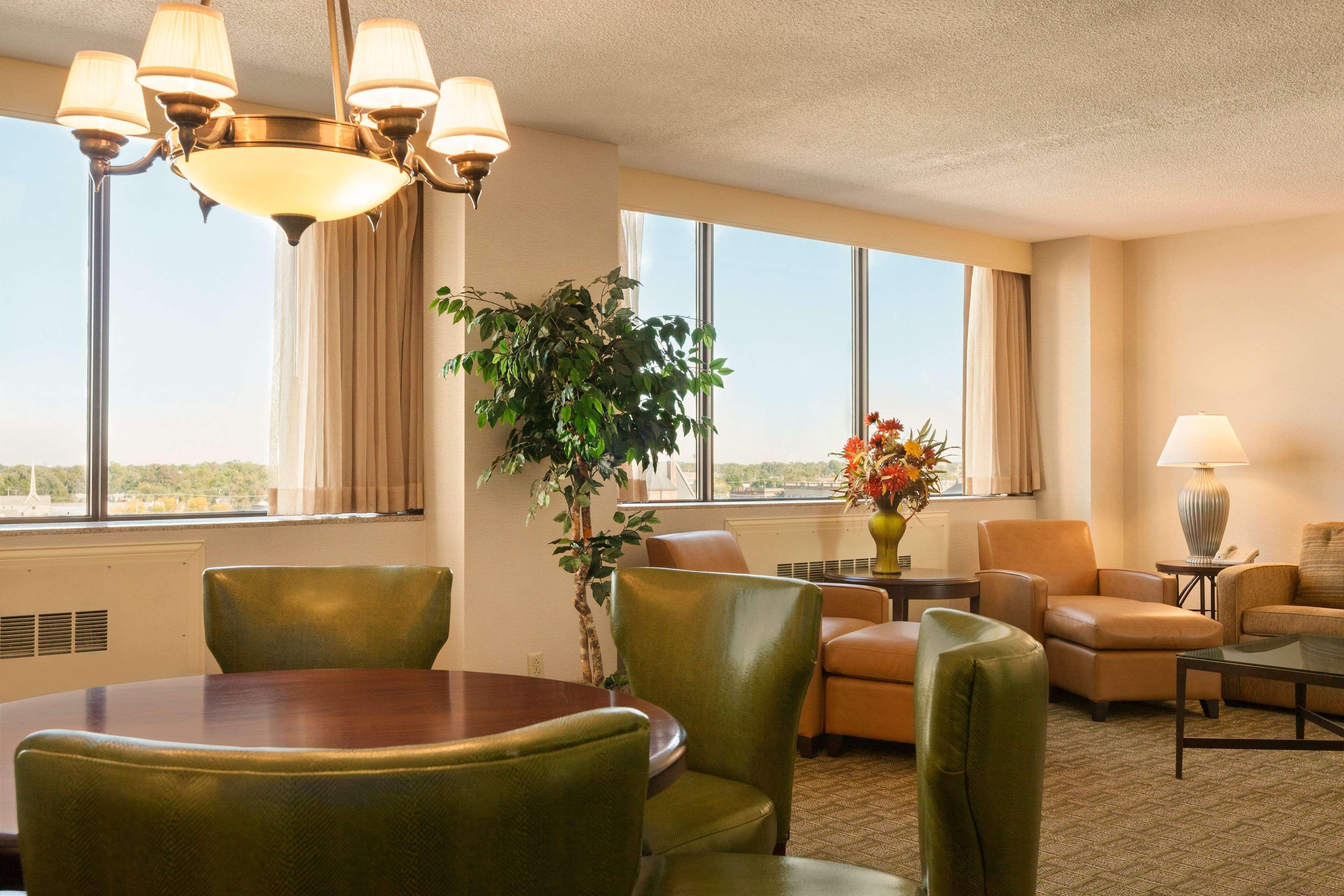 Hilton Fort Wayne At The Grand Wayne Convention Center (Adults Only) Dış mekan fotoğraf