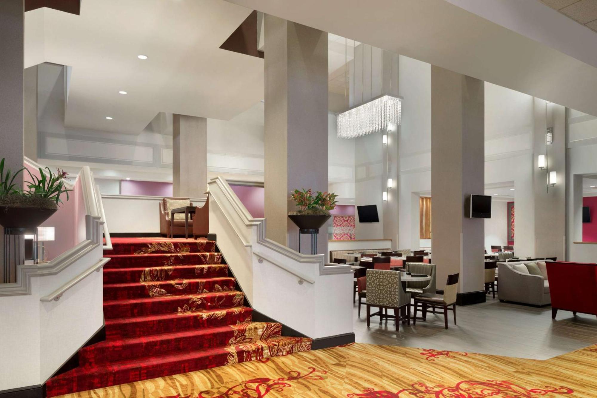 Hilton Fort Wayne At The Grand Wayne Convention Center (Adults Only) Dış mekan fotoğraf