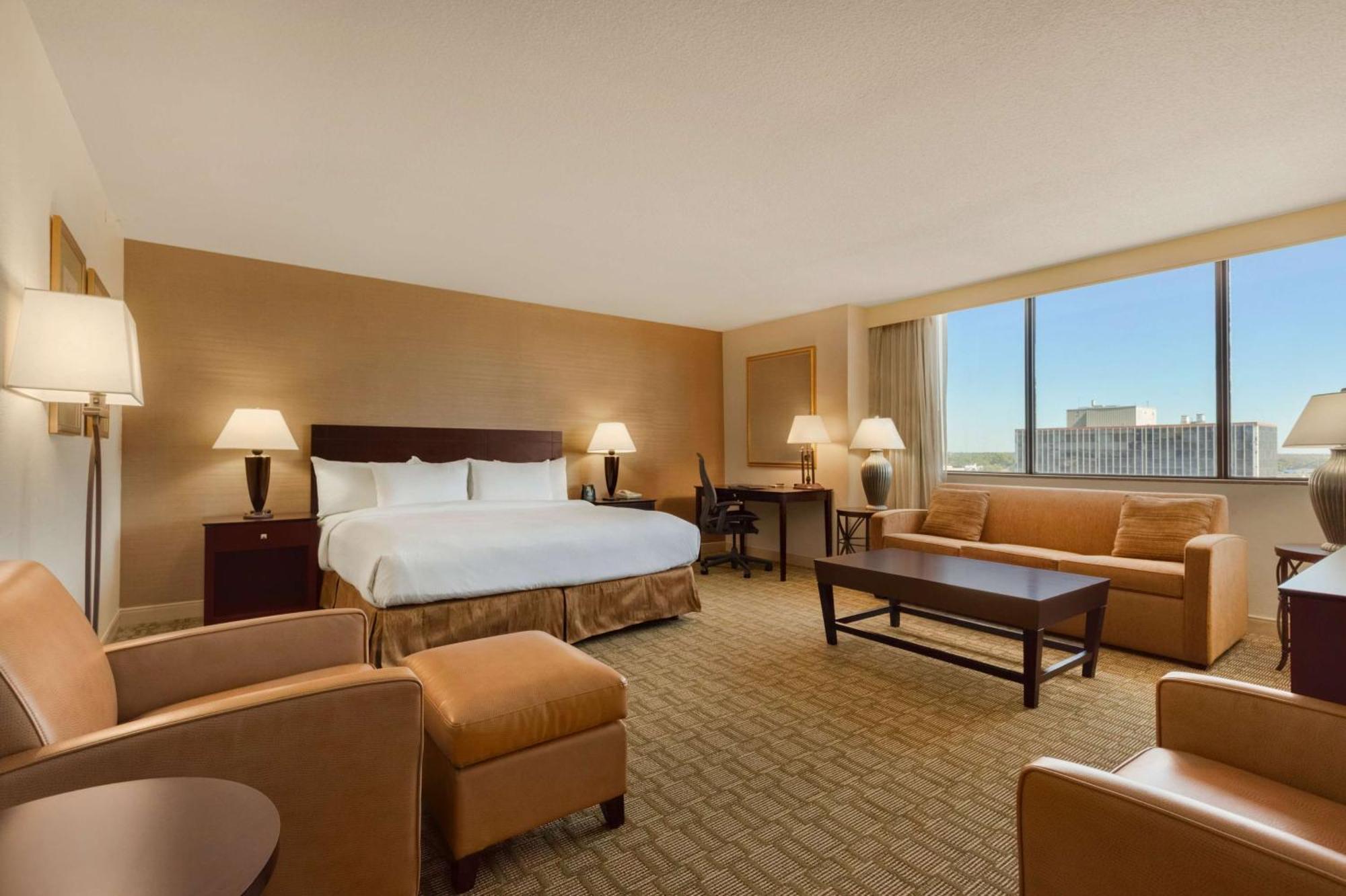 Hilton Fort Wayne At The Grand Wayne Convention Center (Adults Only) Dış mekan fotoğraf