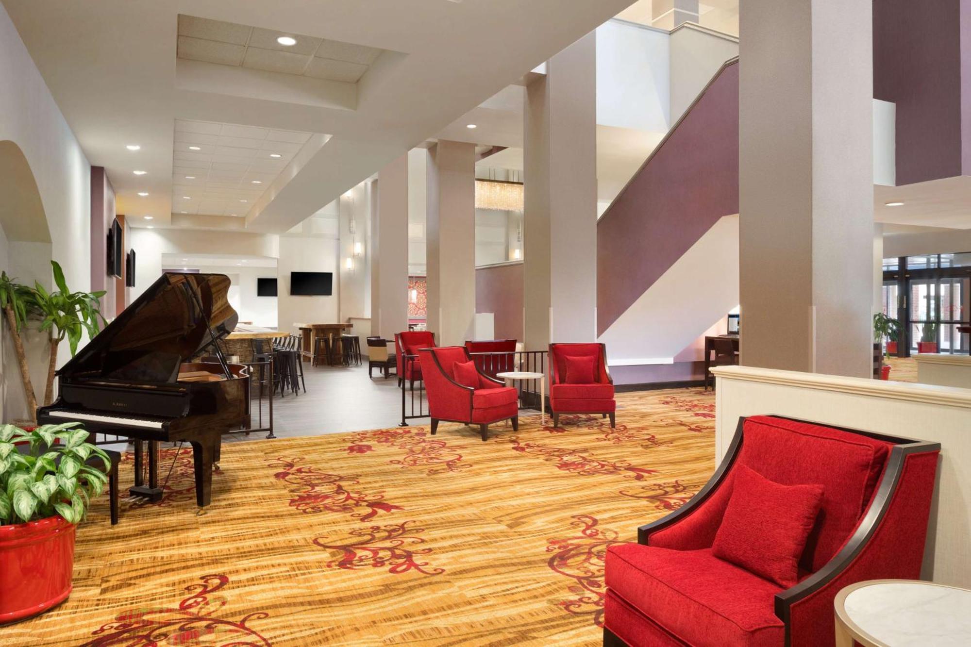 Hilton Fort Wayne At The Grand Wayne Convention Center (Adults Only) Dış mekan fotoğraf