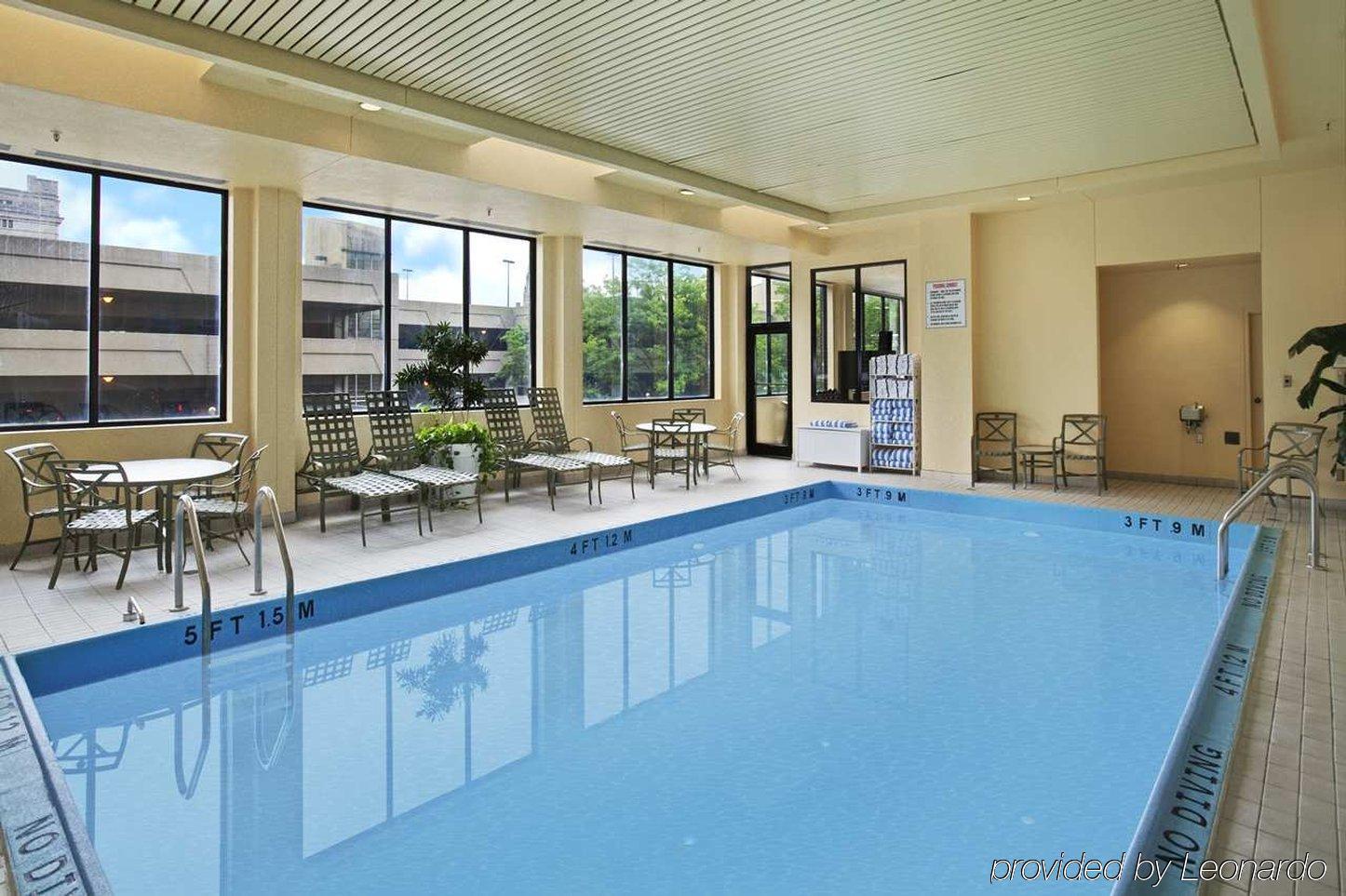 Hilton Fort Wayne At The Grand Wayne Convention Center (Adults Only) Konforlar fotoğraf
