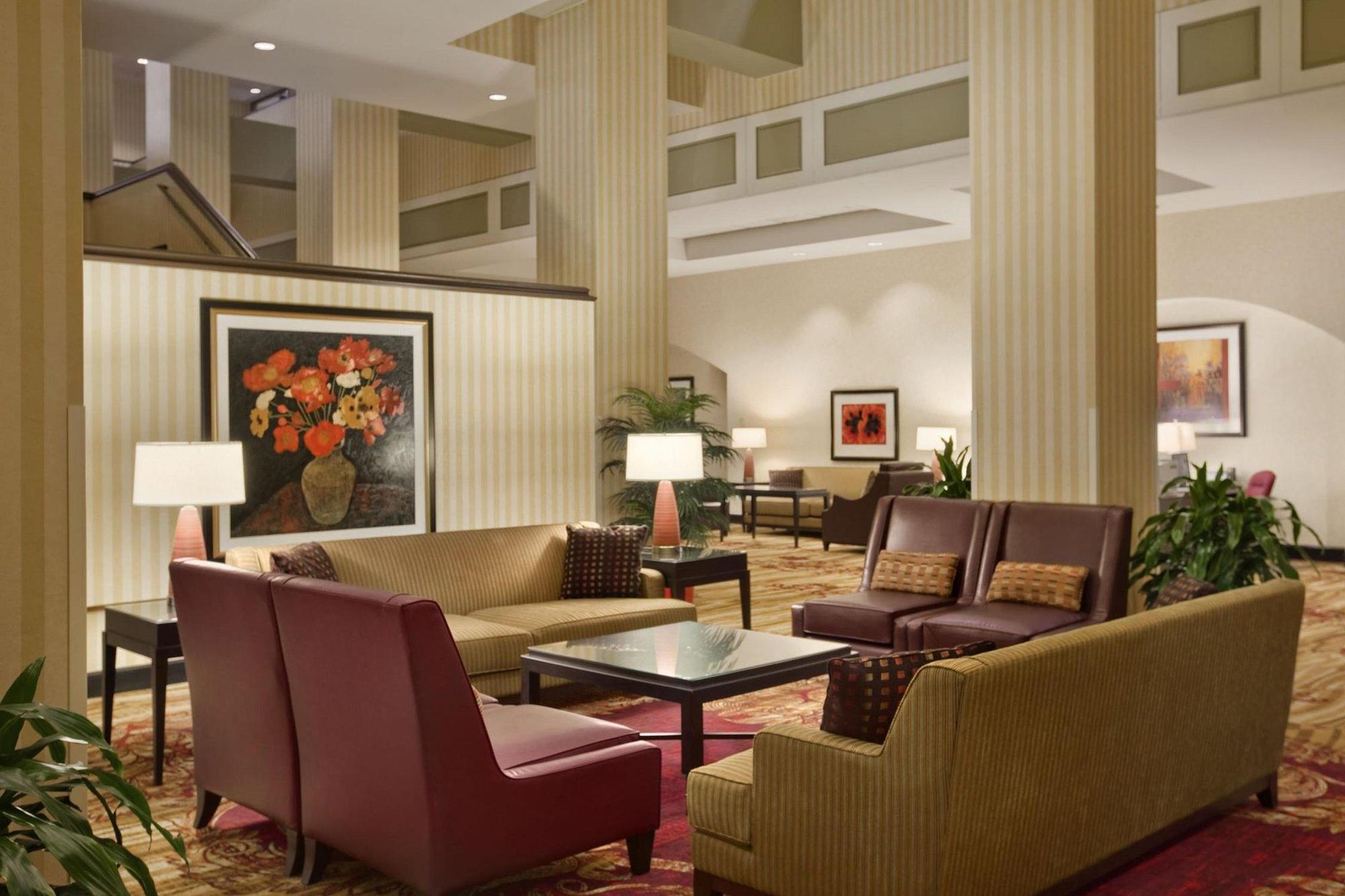 Hilton Fort Wayne At The Grand Wayne Convention Center (Adults Only) Dış mekan fotoğraf